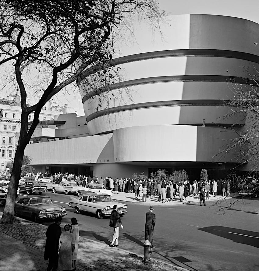 1959 The Guggenheim Opens its Doors