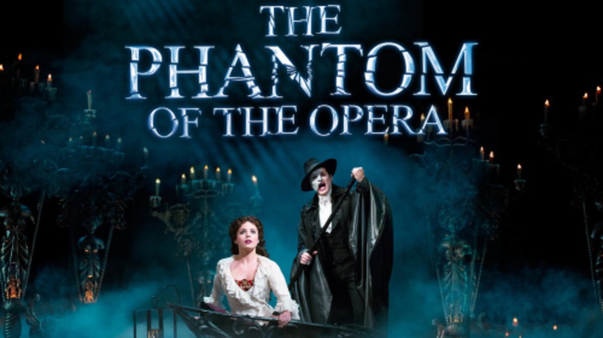 1986 - Phantom of Opera makes its theatrical debut