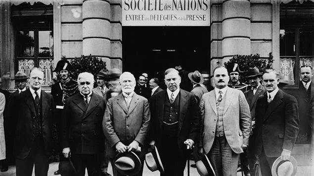 1920 League of Nations meets for the first time