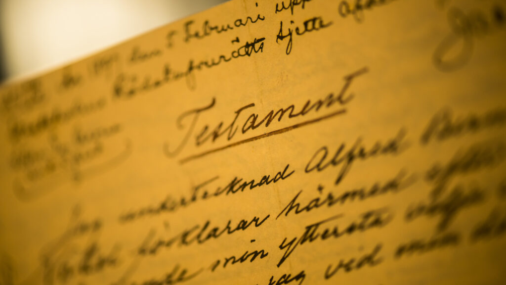 1895 Alfred Nobel signs his last will