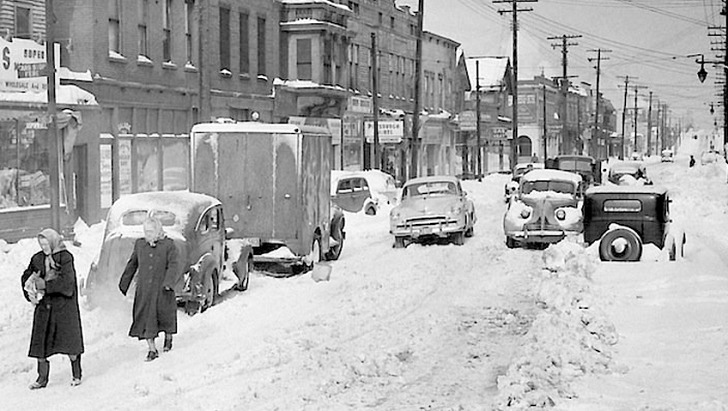 1950 “Storm of the century” hits eastern US