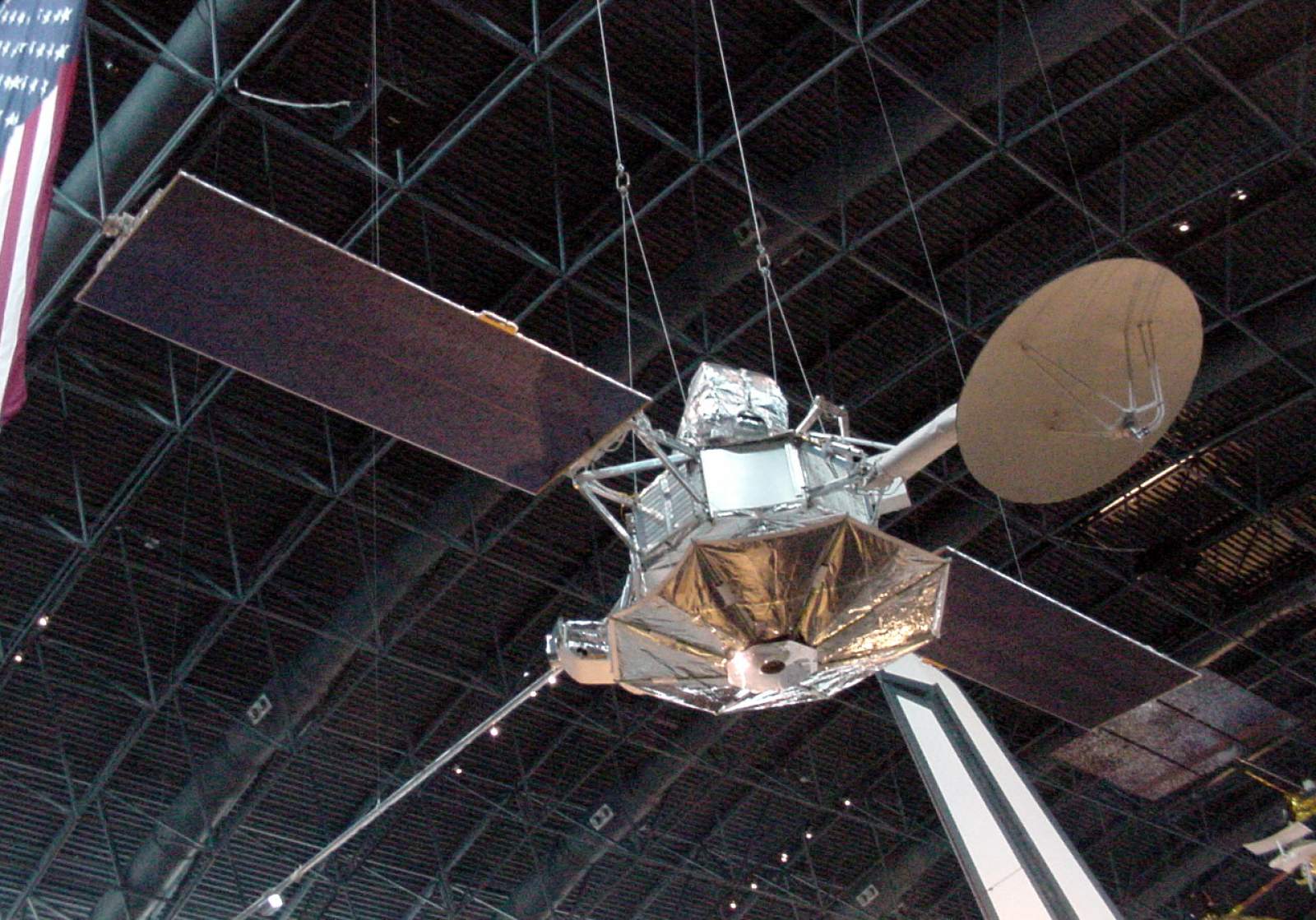 1973 NASA launches Mariner 10