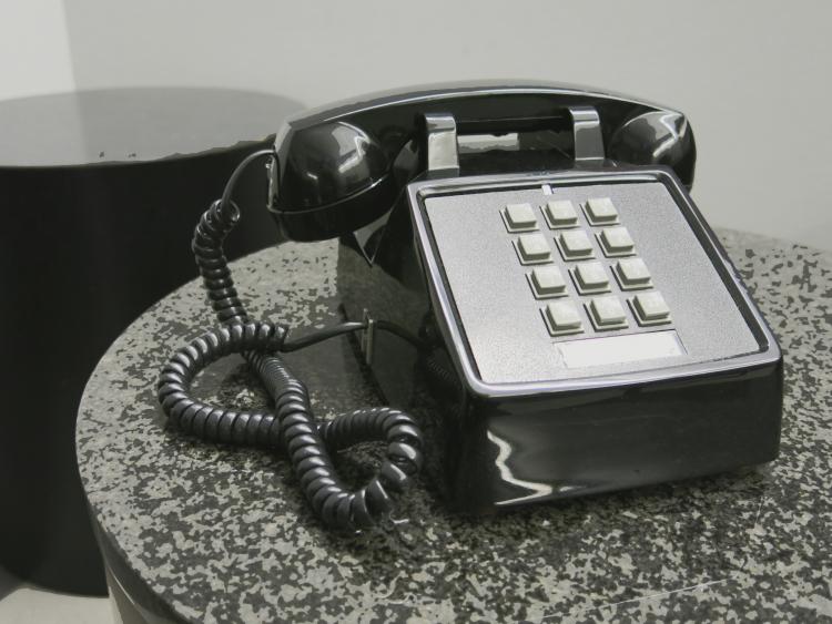 1963 Push button phones are used for the first time