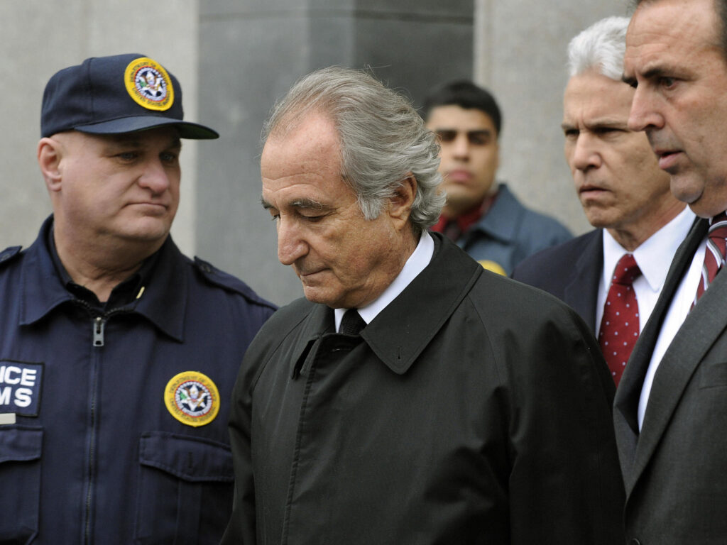 2008 Bernard Madoff arrested