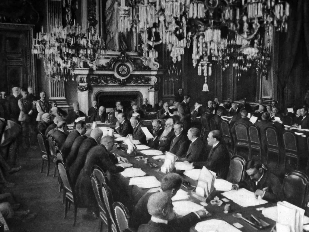 1919 The Paris Peace Conference opens