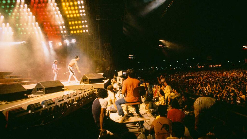 1985 The first Rock in Rio music festival is held