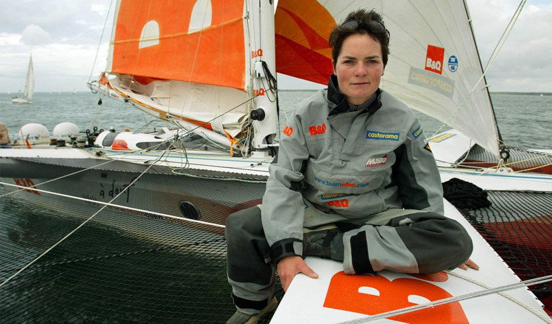 2005 Ellen MacArthur breaks the speed record for sailing solo around the world