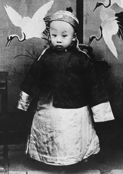 1912 The last Emperor of China abdicates at the age of 6