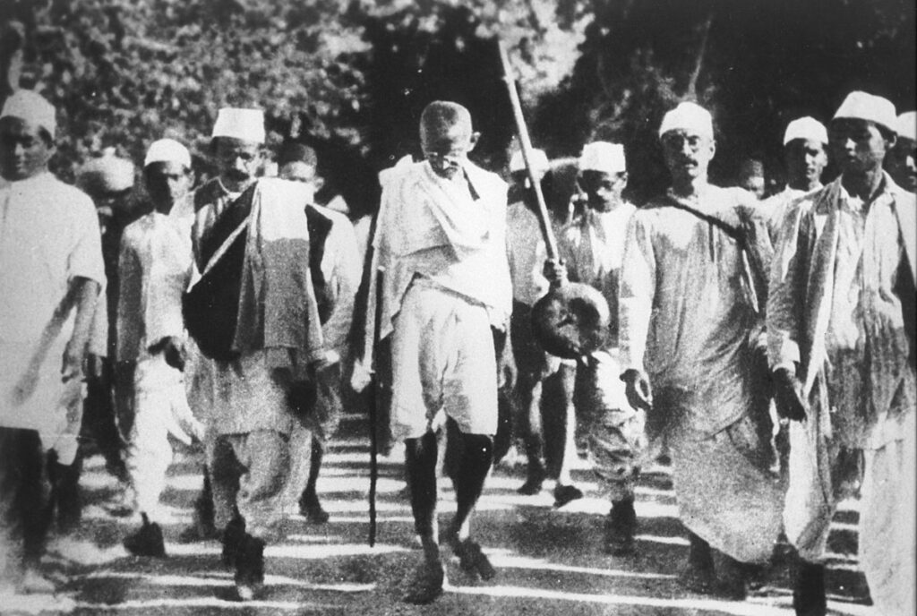 1930 Mahatma Gandhi embarks on his Salt March