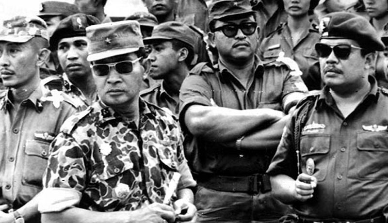1967 Suharto rises to power in Indonesia