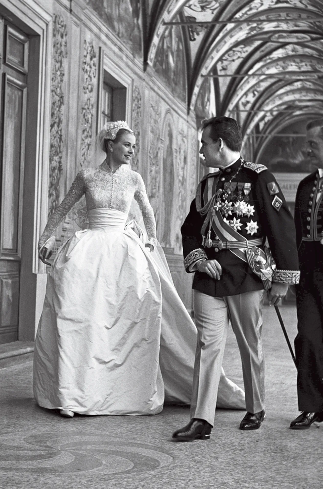 1956 Rainier III marries Grace Kelly
