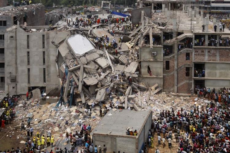 2013 1129 people die in Bangladesh in the worst building collapse disaster in modern history