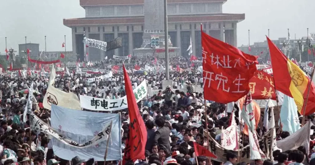 1989 A small group of students initiates pro-democracy protest on Tiananmen Square in Beijing