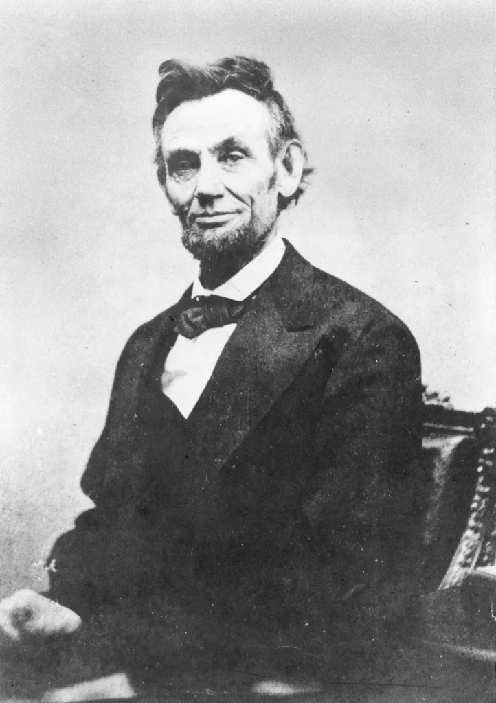 1865 U.S. President Abraham Lincoln is shot