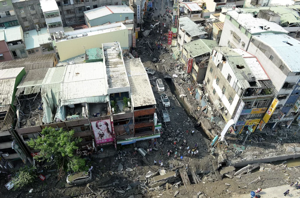 1992 A series of massive explosions destroys parts of Guadalajara