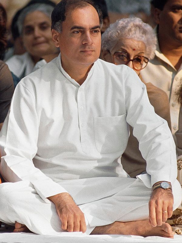1991 Former Prime Minister of India, Rajiv Gandhi, is assassinated