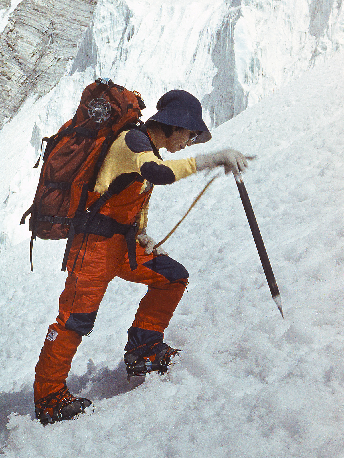 1975 Junko Tabei becomes the first woman to conquer Mount Everest