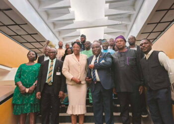 OAU Accounting class of 2000 revitalizes dept with 50 computers and E-Library overhaul