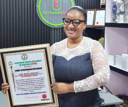 Shafe Abosede honoured with Global Entrepreneur Icon Award