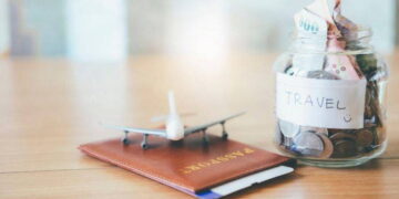How to Save Money to Plan a Vacation