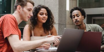 A Step-by-Step Guide to Becoming an Entrepreneur