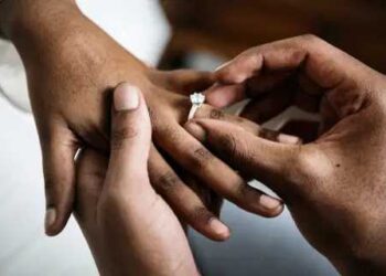 5 Reasons for Late Marriage