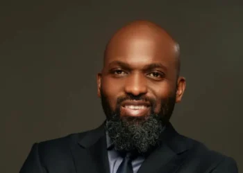 Bento Halts Transactions Following CEO's Resignation