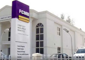 FCMB Group lists 19.8bn shares on NGX after oversubscribed public offer