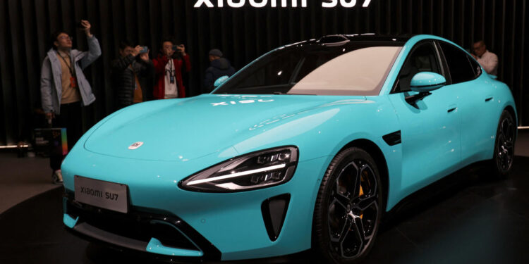 Tesla Shares Decline Amid New Announcements from Chinese Rivals BYD, Xiaomi, and XPeng