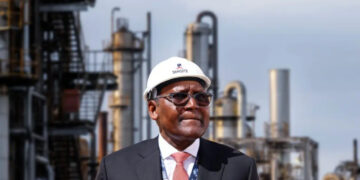Dangote Halts Petrol Sales in Naira, Sets Conditions for Resumption