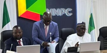 NNPCL, Dangote Refinery in Discussions for Naira-Denominated Crude Oil Deal