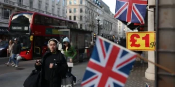 Top 10 Things Immigrants Are Not Allowed to Do in the UK