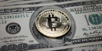 BlackRock’s Larry Fink Warns Bitcoin Could Challenge U.S. Dollar’s Global Dominance