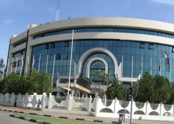 ECOWAS Bank and European Investment Bank Secure €300 Million for Clean Energy Projects
