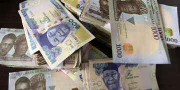 Naira Drops 2.6% in March Despite CBN's $668 Million Market Intervention