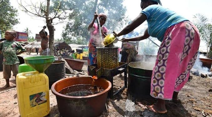 From the Classroom to the Marketplace: Meet the Woman Thriving in Nigeria’s Palm Oil Trade