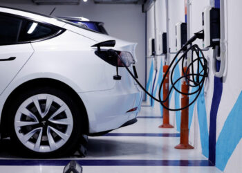 Global Electric Vehicle Sales Projected to Surpass 20 Million in 2025 – IEA