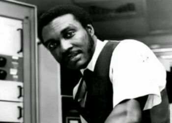 Jesse Russell and the Digital Cell Phone Revolution