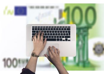 How to Use ChatGPT to Make Money Online in 2025