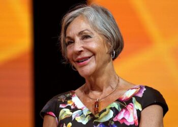 Billionaire Blow: Alice Walton and Her Brothers See $6.3 Billion Wiped Off in a Day