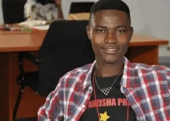Young Tanzanian Farmer Turns Poultry Startup into Promising Agritech Venture