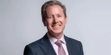 Dangote Bets on Global Expertise, Appoints Bird CEO of refining, petrochemicals business