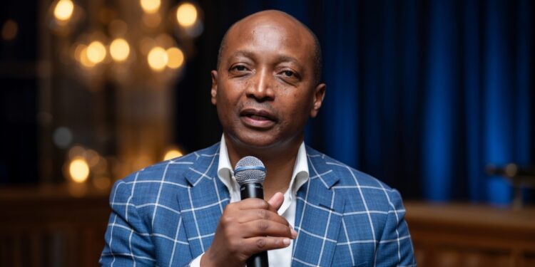 Motsepe Joins Race for Africa’s Manganese Export Hub